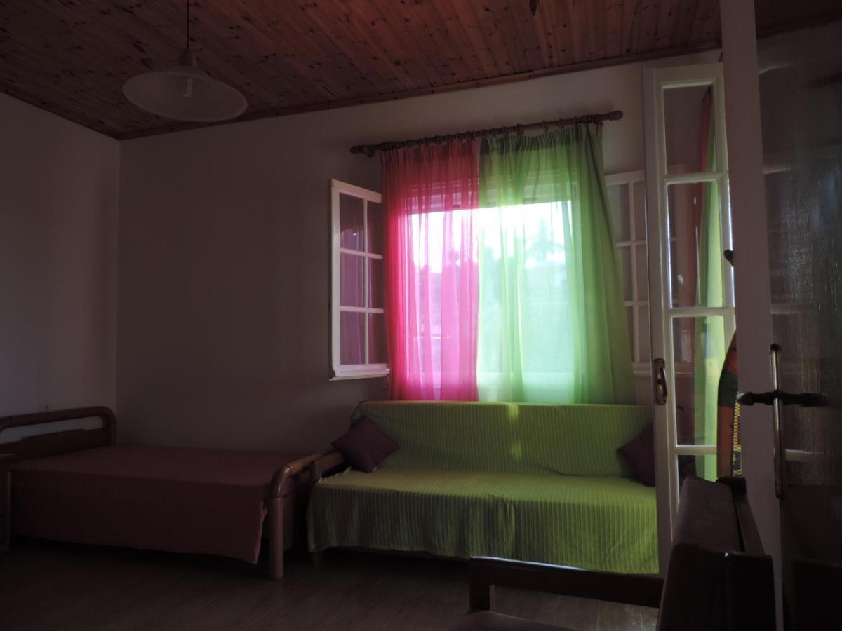 Apartments Peli-Maria Agios Stefanos Avliotes  Екстер'єр фото