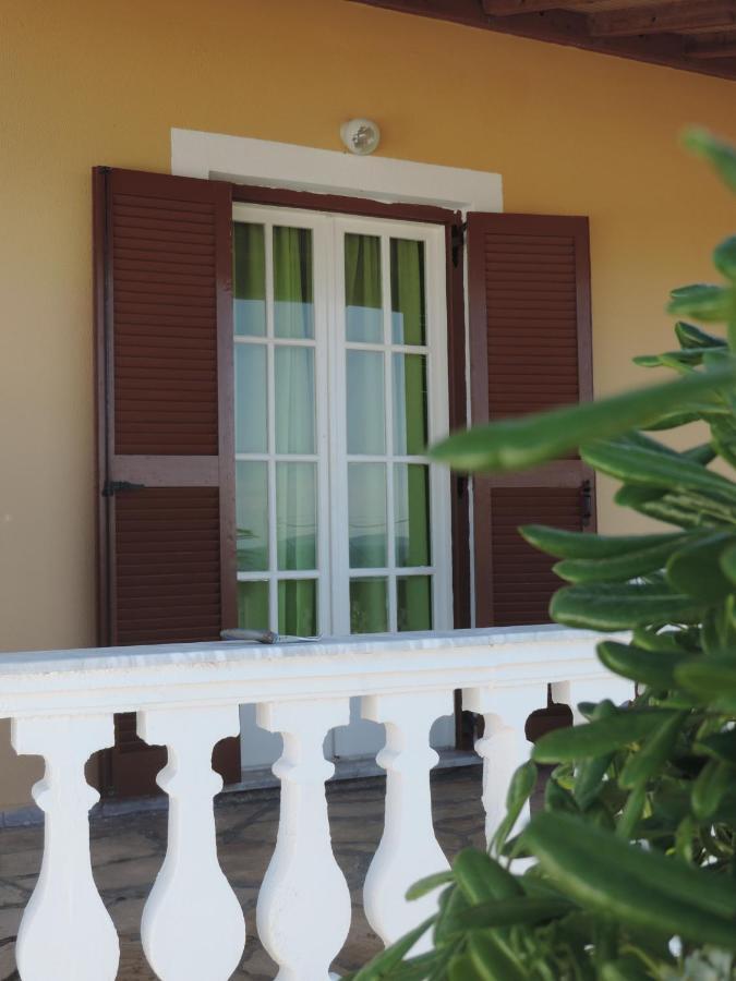 Apartments Peli-Maria Agios Stefanos Avliotes  Екстер'єр фото