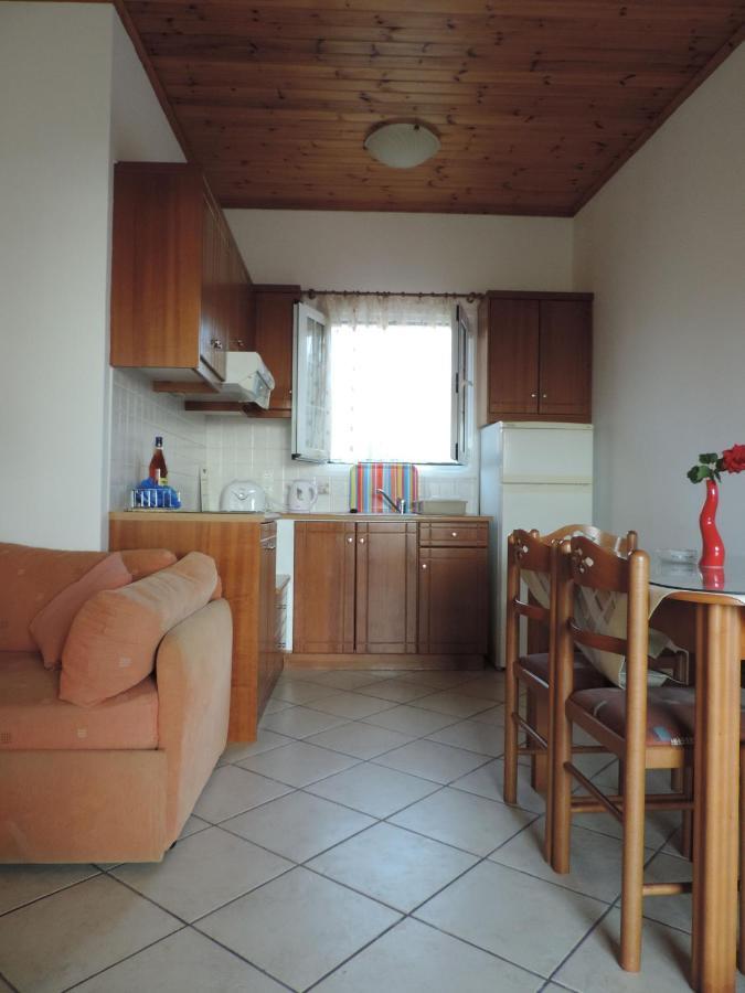 Apartments Peli-Maria Agios Stefanos Avliotes  Екстер'єр фото